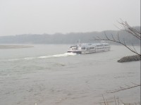 výletní loď na Dunaji - Devín