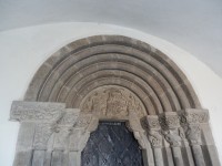 románský portál kostela sv. Jana Křtitele