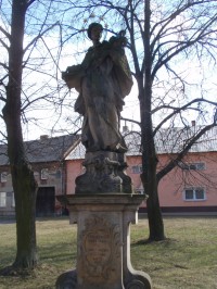 Socha sv. Jana Nepomuckého v Olomouci-Chválkovicích