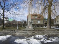 Ostrava - Svinov: sad Československé armády - pomník