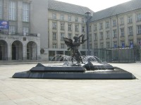 Ostrava - socha - fontána před radnicí