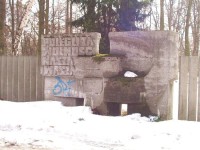 Ruský hřbitov - hlavní brána: Ruský hřbitov - hlavní brána