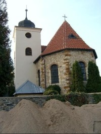 Kostel s rozundou