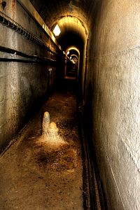 Vodní nádrž Březová - chodba v tělese přehrady