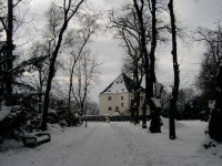 Cesta od brány od Petřin