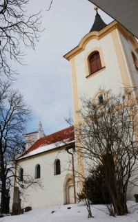 Velké Popovice - Kostel Panny Marie Sněžné