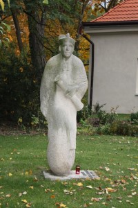 Praha - socha probošta Mikuláše Karlacha 