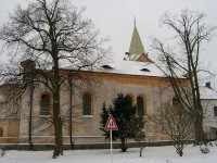 Farní kostel svatého Petra a Pavla - Zlatníky-Hodkovice