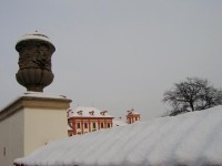 Přez plot: Zámek Troja - Praha
