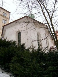 Sv. Ondřej 018: Nejstarší karlovarský kostel, původně gotický ? 15.stol. Přilehlý hřbitov zrušen r. 1911, změněn na Mozartovy sady.