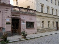 Městský úřad: budova městského úřadu na náměstí Smiřických