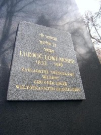 Synagoga a židovský hřbitov Drahovice11
