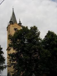 Kostel Sv Cyrila a Metoděje 1: Kostel Sv. Cyrila a Metoděje
Nebušice, Praha 6, poblíž Jenerálky ? pseudorom. Z l. 1885-86.