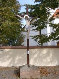 Křížek u kostela: křížek u kostela Sv.Prokopa