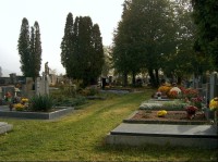Všestary - hřbitov