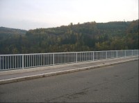 Silniční most: most přez vodní dílo Slapy - v Cholíně