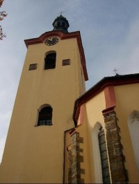 Kostelní věž: pohled ze severu