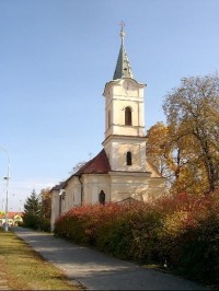 Zábranský kostel Zvěstování: od západu