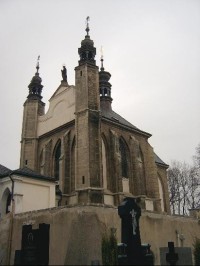 Sedlecká kostnice: Sedlecká kostnice se skládá ze dvou kaplí postavených nad sebou, které jsou nyní obě přístupné pro veřejnost. 