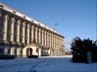 Před Černínským palácem