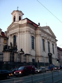 barokní kostel: Na nároží ulice Resslovy a Na Zderaze byl postaven v letech 1730 - 36 barokní kostel podle projektu Kiliána Ignáce Dienzenhofera a Pavla Ignáce Bayera. 