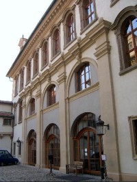 Nádvoří Valdštejnského paláce