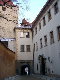 Lobkovický palác a černá věž
