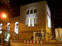 Smíchovská synagoga v noci