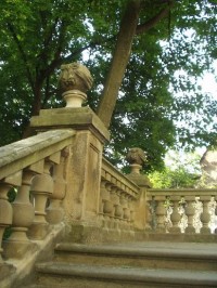 Podzámecká zahrada - kamenné schodiště II.