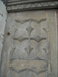 evangelický kostel - detail dveří