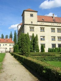  Bučovice - zámek ze zámecké zahrady