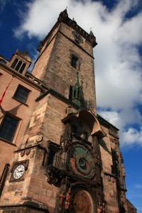 Praha  Staroměstské náměstí - věž s hodinami, zvonem, ochozem a orlojem