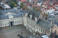  Náměstí Burg - Radnice (Stadhuis)  - výhledy z věže Belfry na Grote Markt