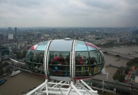 London Eye  - jedna z 32 kabin