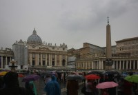 Prší, prší, jen se leje  -  Bazilika sv. Petra - Vatikán