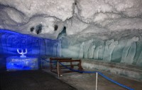Nejvýše vykutaná ledovcová jeskyně 3500m.n.m. - Mittelallalin