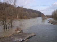 Černý potok: Černý potok  - nově vybudovaný soutok s Odrou (záplavy 03-04/2006)