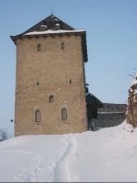 Hradní věž pri vstupu do hradu