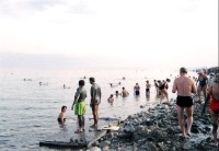 Mrtvé moře 01: - (minus) 410m pod haldinou moře, na severu hluboké až 400m, a rok od roku menší a menší