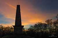 Památník bitvy U Kolína na vrchu Beřichov