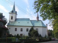 Kostel: Kostel sv. Barbory a sv. Michala v obci
