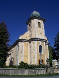 Kostel: Barokní kostel narození pany Marie v obci