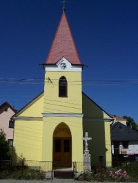 Kostel: Čelní pohled na kostel