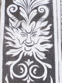 Sgraffito: Detail sgraffita u brány zámku.