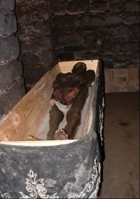 Vamberecké mumie: Mumie měšťanů měesta Vamberka v současné době uložené v klášteře v Broumově