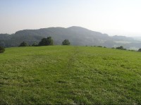 Z vrcholu na Kojetín, v pozadí Petřkovická hora