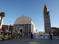 Kostel a věž