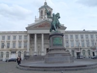 Brusel, Královské náměstí, socha Gottfrieda z Bouillonu