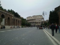 Colosseum v dáli