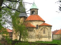 Kostel Narození Panny Marie: Románská rotunda s pozdějšími přístavbami